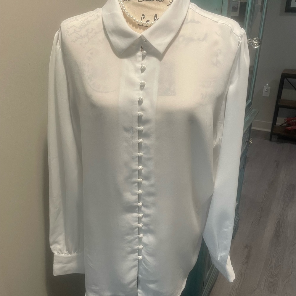 EUC Elegant White Women’s Polyester Shirt with pearl buttons. 2XL